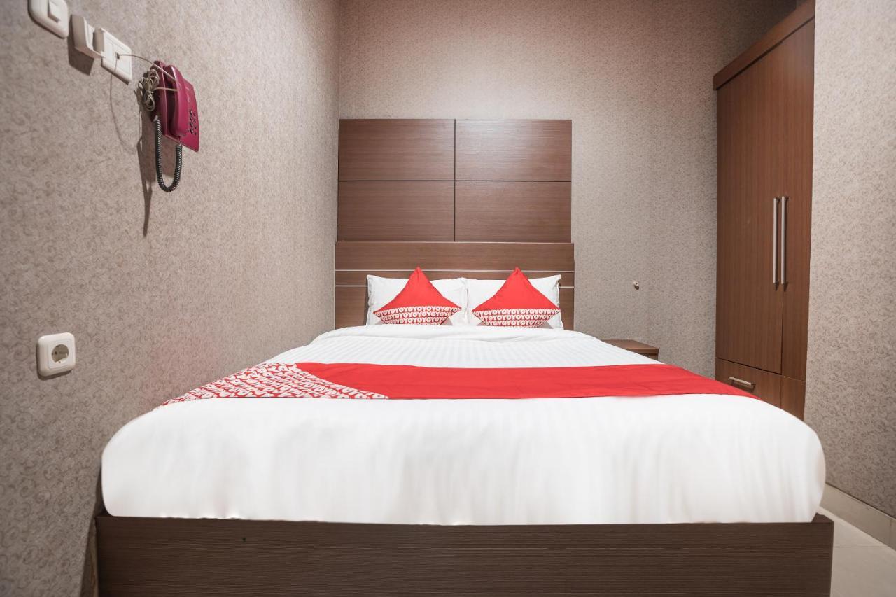 Oyo 383 Env Residence จาการ์ตา ภายนอก รูปภาพ
