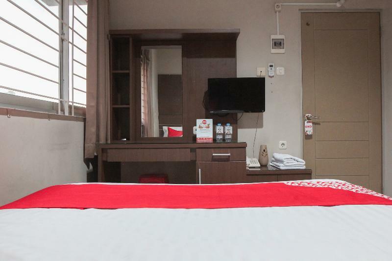 Oyo 383 Env Residence จาการ์ตา ภายนอก รูปภาพ