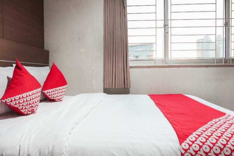 Oyo 383 Env Residence จาการ์ตา ภายนอก รูปภาพ